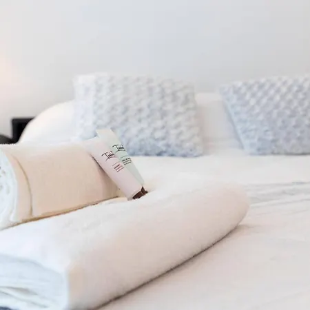 Oasis Junto Al Mar En